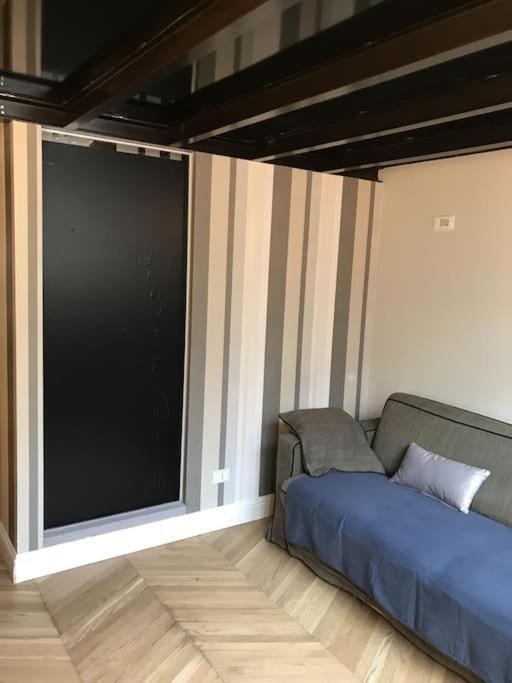 Dezza Loft Apartment มิลาน ภายนอก รูปภาพ
