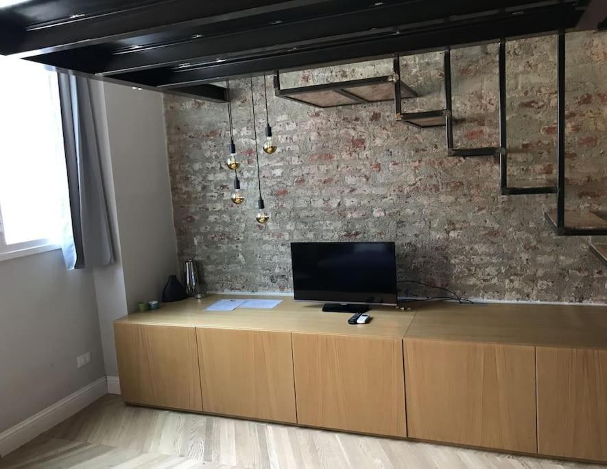 Dezza Loft Apartment มิลาน ภายนอก รูปภาพ